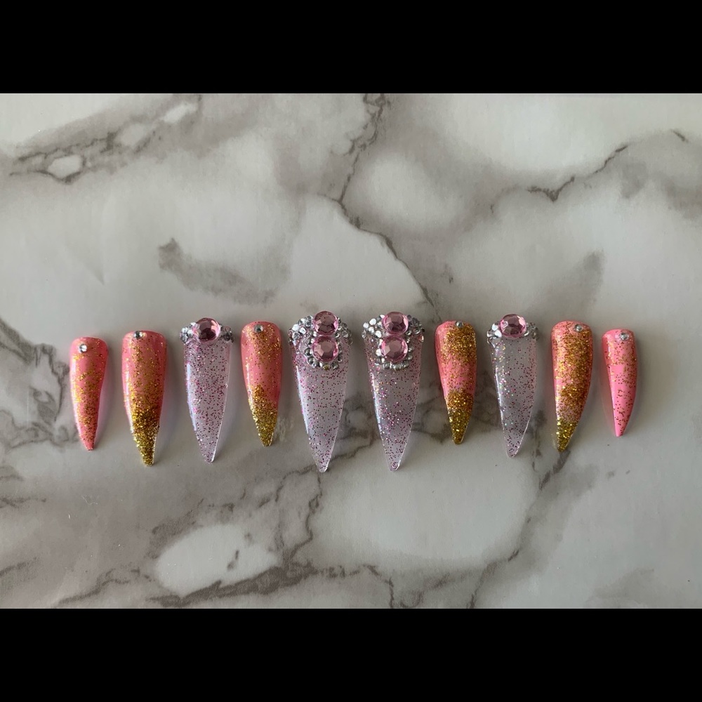 Stiletto press on nails